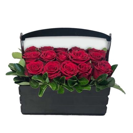 سبد گل رز قرمز کد002